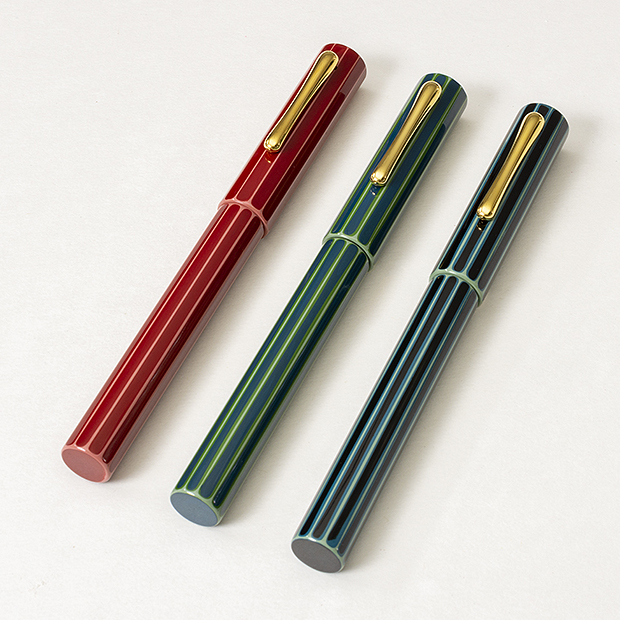 高級筆記具ブランド「TACCIA」から漆塗りの技法を堪能できる万年筆の新 